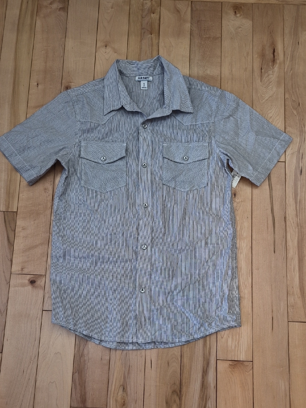 Brand New Boys Size 14/16 Old Navy Short Sleeve Button-Up Shirt